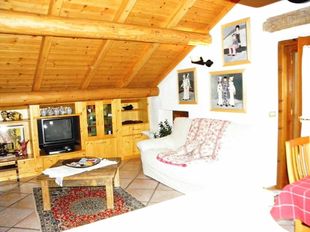 Mountain Chalet Milly リヴィーニョ 部屋 写真